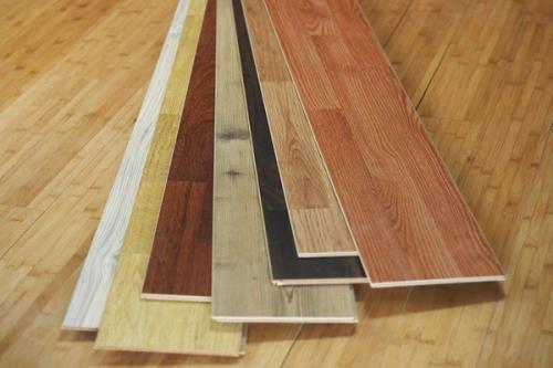 Мы выбираем покрытие для пола в коридоре. 04