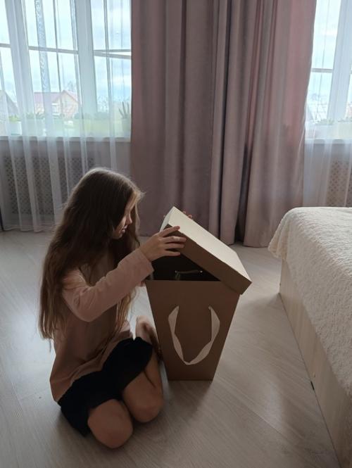 Оригинальный сюрприз, украшение интерьера детской или взрослой комнаты - подвесной аэростат в миниатюре можно использовать как декор или подарок. 07