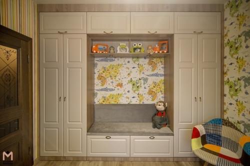 В проекте задействованы материалы Экологических оттенков, органично сочетающихся между собой и приносящих в интерьер тепло лета. 04