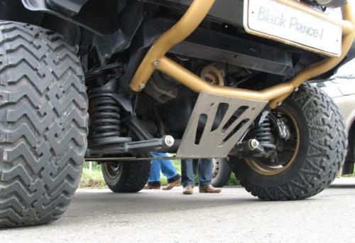 Черный Принц.  Этот автомобиль настоящий фурор на московском автосалоне 1995-го года произвел. 08