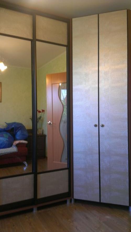 Наступила осень и все возвращаются с дач и обратно в квартиры. 03