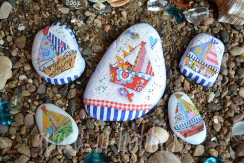 Декупаж камней для сада или балкона. 05