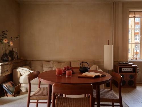 Городская и деревенская жизнь в одной квартире. 05 Городская и деревенская жизнь в одной квартире. 05