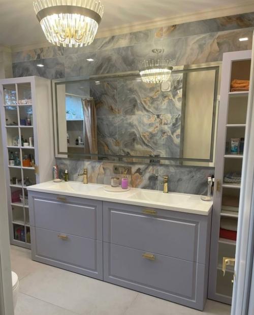 Мебель для ванной комнаты в классическом стиле на заказ класса премиум по индивидуальным размерам. 01