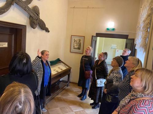 22 октября прихожане храма святых космы и Дамиана рано утром отправились в город санкт - перербург в паломническую поездку. 05 22 октября прихожане храма святых космы и Дамиана рано утром отправились в город санкт - перербург в паломническую поездку. 05