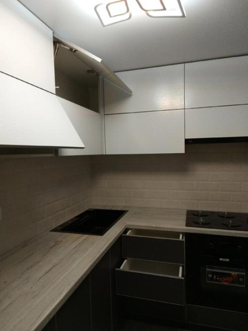 Кухня давно перестала быть комнатой, предназначенной исключительно зоной готовки. 04