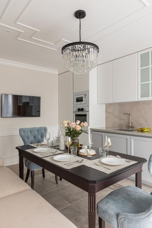 В квартире площадью 80 кв. 04