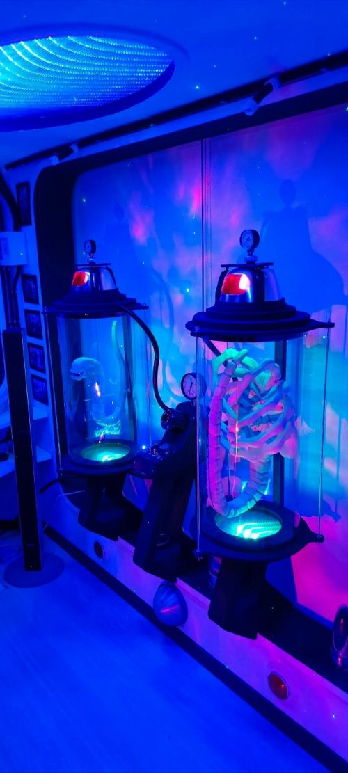 Российский инженер оформил квартиру и дачу в духе Чужих и Star Wars - без дизайнеров и шаблонов. 05