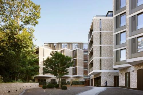 Новый комплекс для пенсионеров в Лондоне, Великобритания. Новый комплекс для пенсионеров в Лондоне, Великобритания.