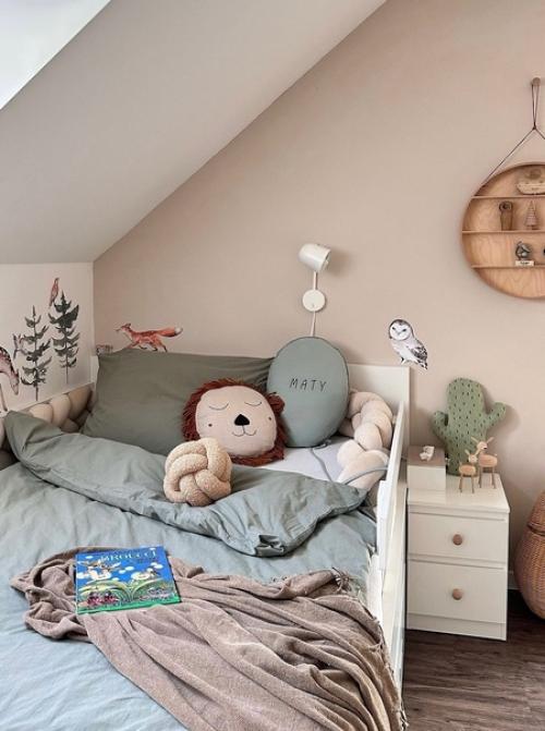 Приятное сочетание бежевого и белого цвета в дизайне уютного дома. 05