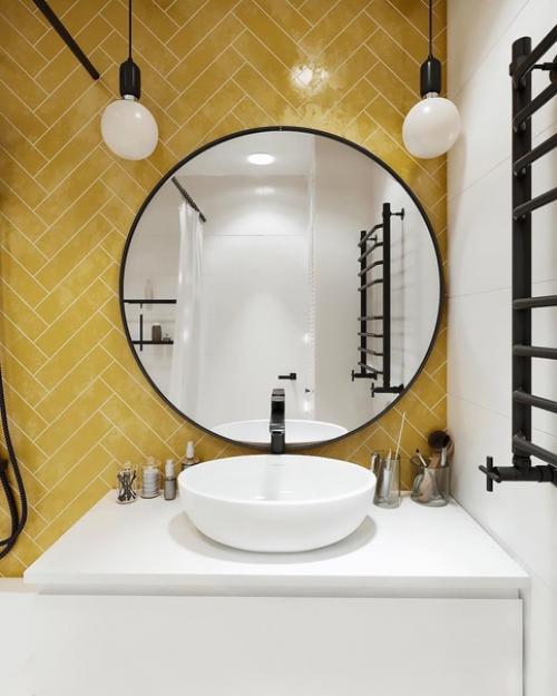 Яркий интерьер ванной комнаты. 01