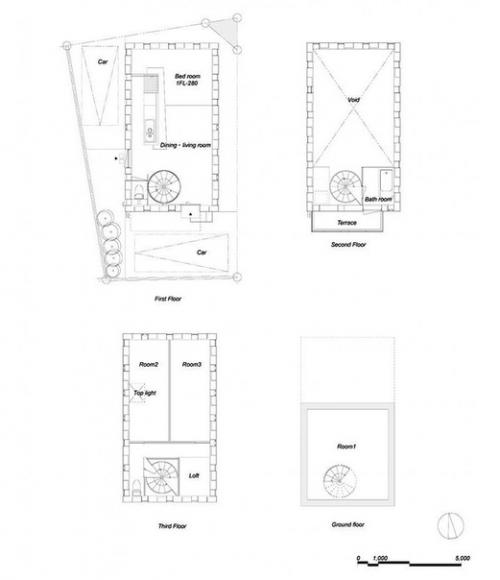 Дом построен из блоков - стальных коробок. 04