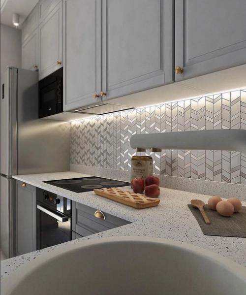 Красивый, элегантный, яркий интерьер кухни - гостиной из проекта дизайнера Аллы Ермоленко. 03