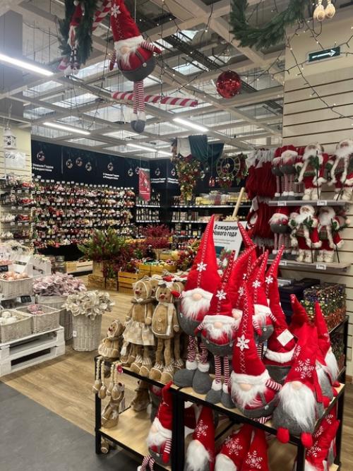 Праздничный понедельник всегда приятнее обычного. 01