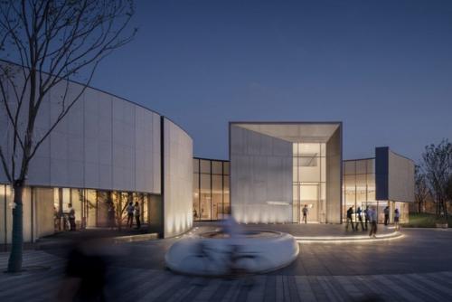 Библиотека с изогнутым фасадом в Китае. 02