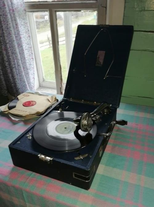 В первый день ноября состоялась очень долгожданная и теплая встреча ветеранов села краснобор и деревни большое галово. 03