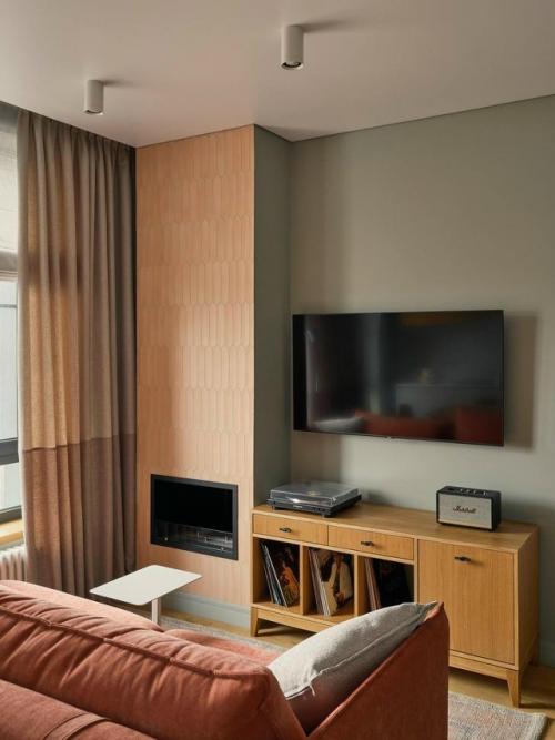 Светлая квартира с яркими акцентами в Санкт-петербурге (69 кв. 05