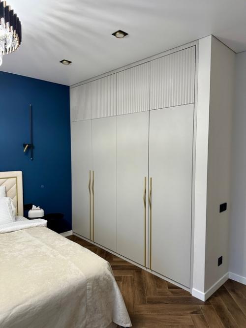 - Здорово, великолепно, напеваю я слова из песни Ильи лагутенко! 03