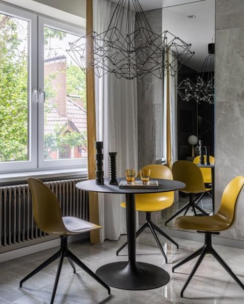 Реализованный лаконичный интерьер квартиры для мужчины. 01