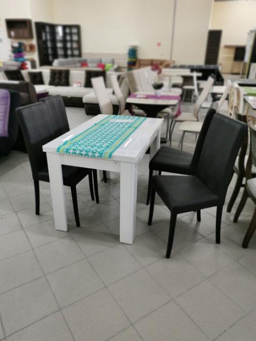 Стулья - огромная площадка для фантазии. 07