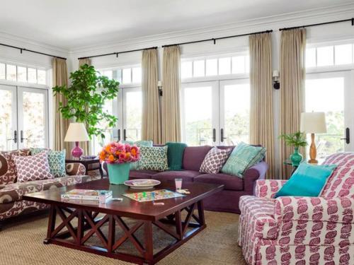 Этот красивый дом в пастельных расцветках выполнен. 02