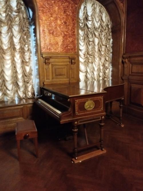 Продолжение.  Особняк румянцева. 01