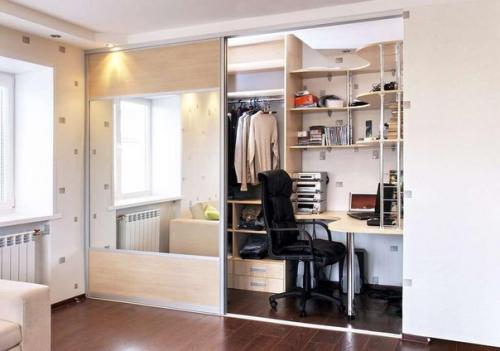 Про рабочее место в ШКАФУ? 01