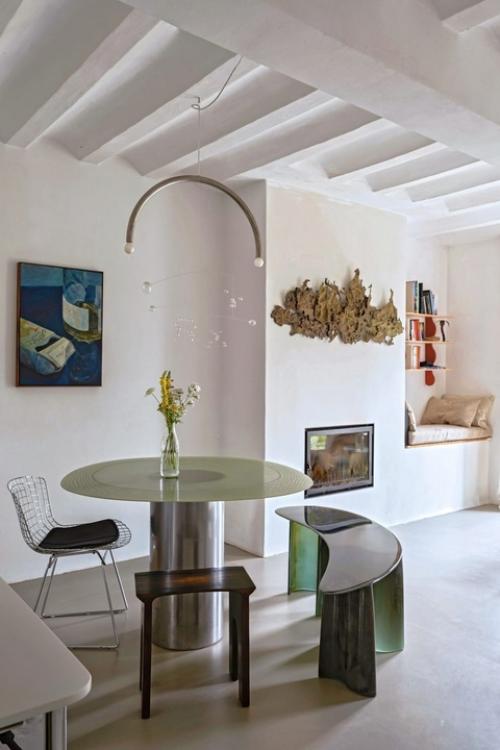 Художник Лукас кобер превратил бывший темный дом шахтера на крутом склоне синт - питерсберга в залитый светом дом, полный вдохновения. 03