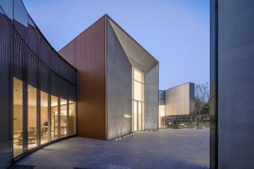 Библиотека с изогнутым фасадом в Китае. 03