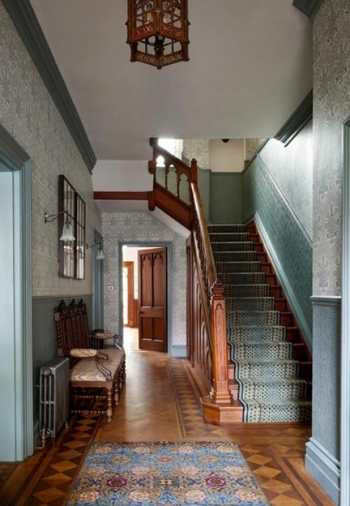 Необычный дом в стиле готического возрождения на севере Лондона. 01