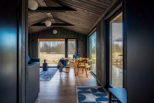 Интерьер компактного загородного дома 35, 3 кв. 04