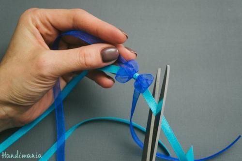 Как завязать маленький бантик? 08