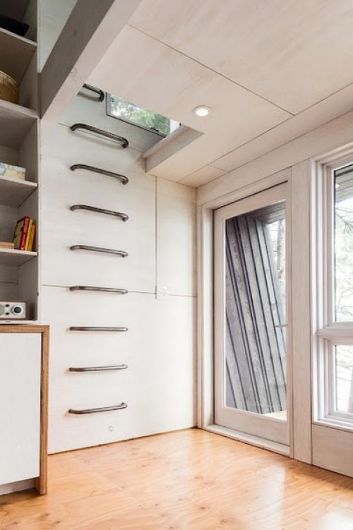 Этот дом необычной формы имеет площадь 35 кв. 03