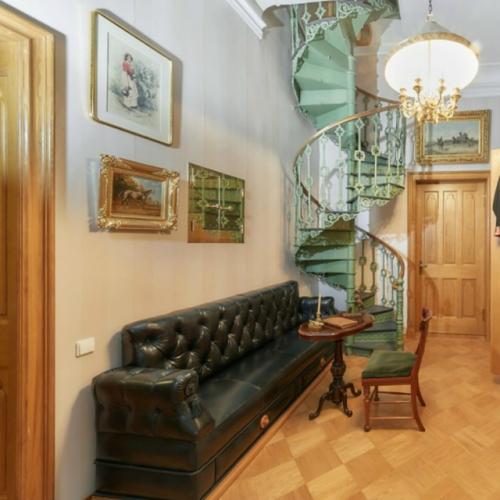 Ферма, ставшая дворцом. 06