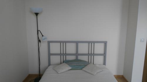 Без комиссии!   Сдается на длительный срок любимая однокомнатная квартира в доме комфорт - класса в мурино. 02