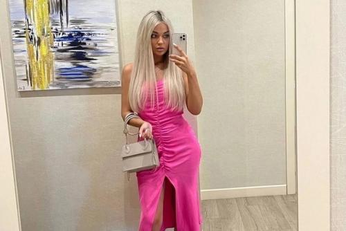 В питере мастер, делавший ремонт, убил клиентку, после того, как ей не понравился ремонт квартиры. 01