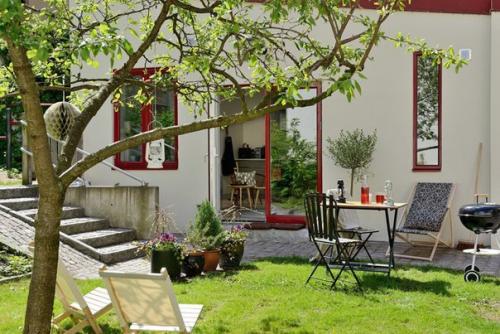 Мини - дом в городском массиве (49 кв. 07