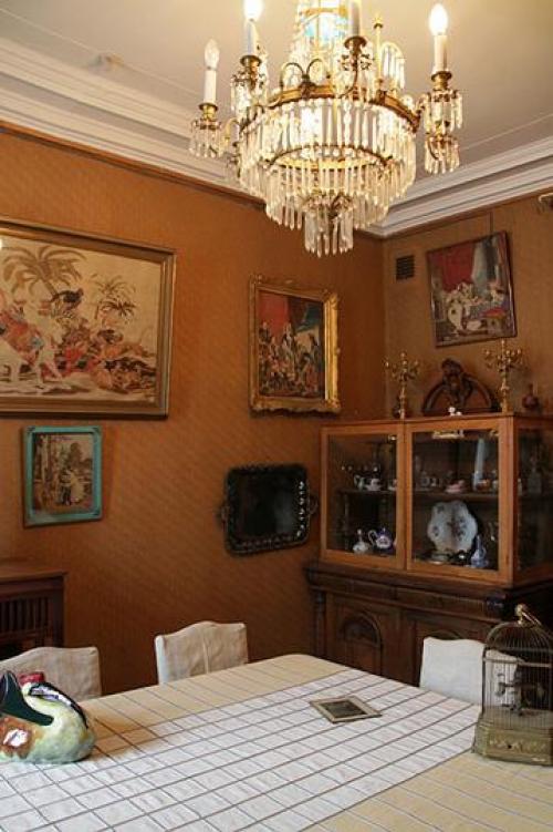 Вечер воскресенья я провел в гостях, в доме мхата в Глинищевском переулке у Владимира Ивановича Немировича - Данченко. 02