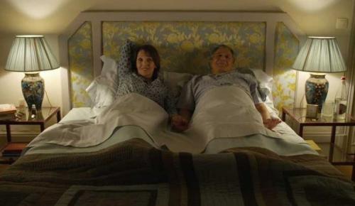 Хохотали весь фильм, ну а я еще получила и эстетическое удовольствие от интерьеров. 05