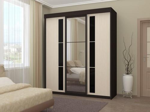 Шкаф.   Внимание!  Только в том случае, если говорить об объективных достоинствах шкафа - купе, то это, в первую очередь, экономия места. 03