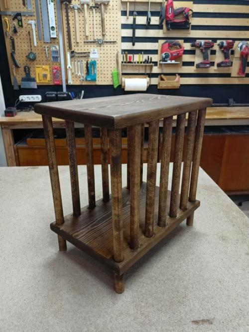 Прикроватная тумба - неотъемлемый предмет мебели для спальни. 01