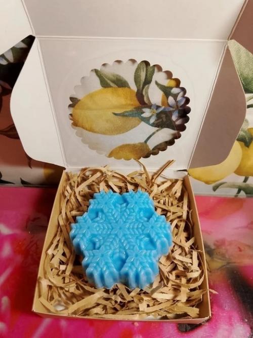 Мыло Снежинка - эксклюзивный продукт ручной работы, созданный из натуральных ингредиентов. 01