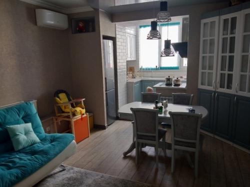 А в нашей квартире после грамотной перепланировки все поместилось. 04