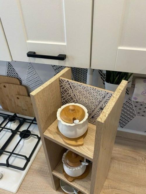 Уютная кухня в 7 кв. 06