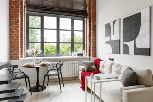 Интерьер маленькой двухуровневой квартиры - студии 20 м 2 в дореволюционном здании в Москве. 03