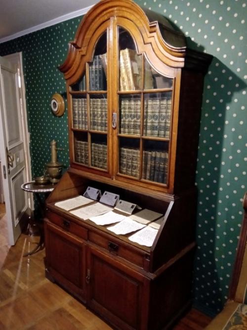 Уютный и атмосферный музей Мир Забытых Вещей рассказывает о быте горожан. 04