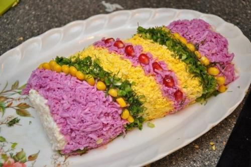 Обязательно сохраните?  Подборка 10 праздничных нарядных салатов: 09