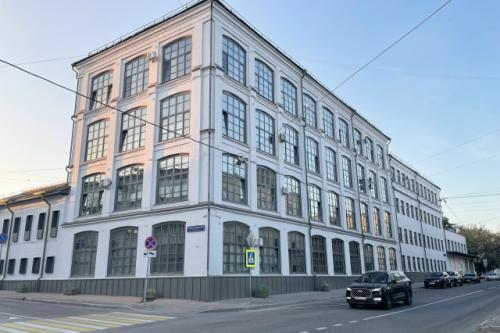 Интерьер маленькой двухуровневой квартиры - студии 20 м 2 в дореволюционном здании в Москве. 09