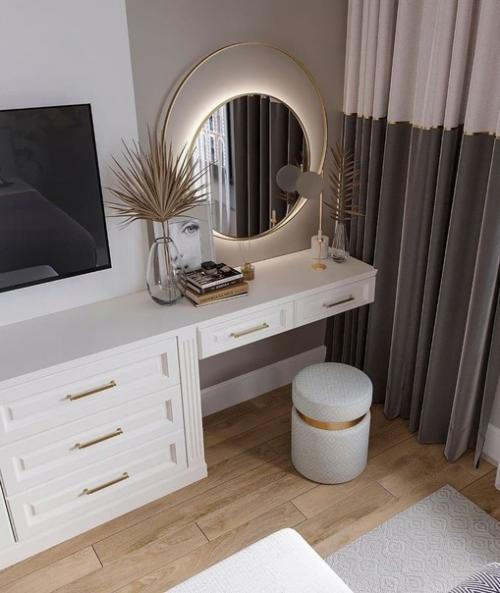 Кухня с островом в этом интерьере меня просто покорила. 03