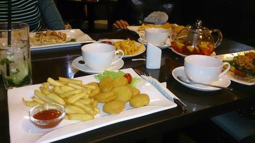 Хочу поделиться своими впечатлениями о новом кафе в центре города Sabayon. 07